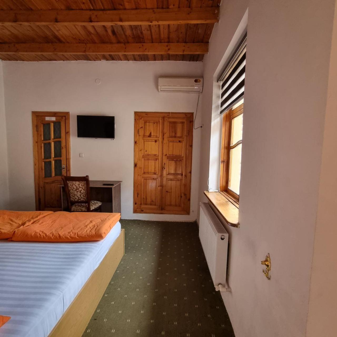 Sim-Sim Hostel & Backpackers Samarkand Ngoại thất bức ảnh